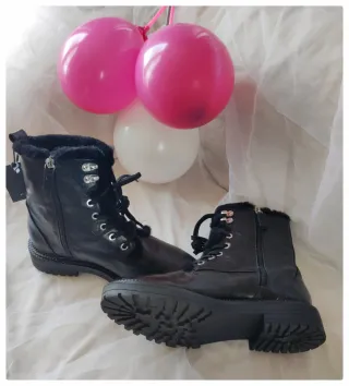 Botines Zara Piel y Pelo Talla 38