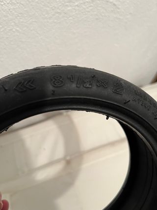 Cubierta y cámara patinete 8.5