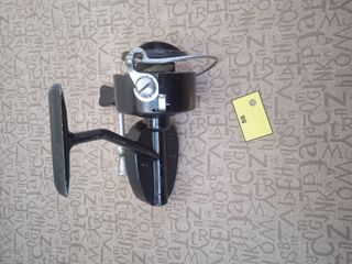 Carrete de pesca Mitchell 300