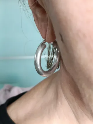 Orecchini a cerchio in argento 925