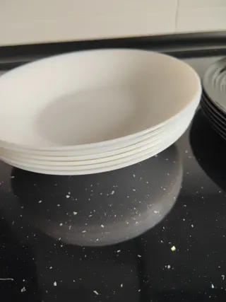 Vajilla completa ikea. A estrenar