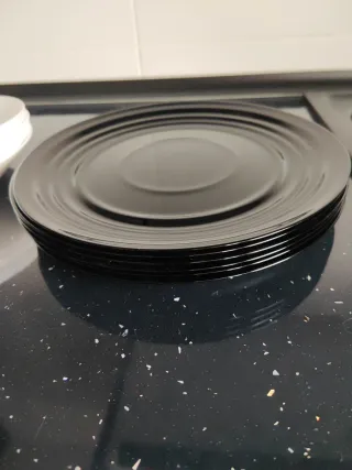 Vajilla completa ikea. A estrenar