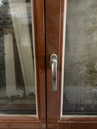 Ventana de madera 1.48 x 1.00