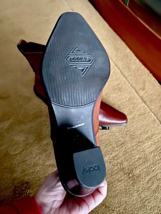 Botines de piel marrones