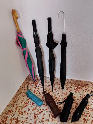 Paraguas rosa y verde