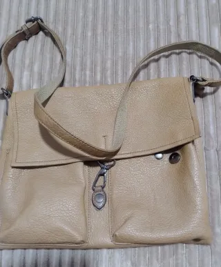 Bolso bandolera cuero sintético beige