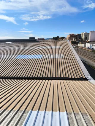 Estructuras Metálicas y Panel Sándwiches