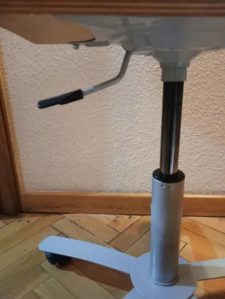 Silla de estudio madera y metal