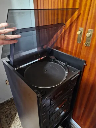 Torre de sonido AIWA vintage INCLUYE 2 ALTAVOCES