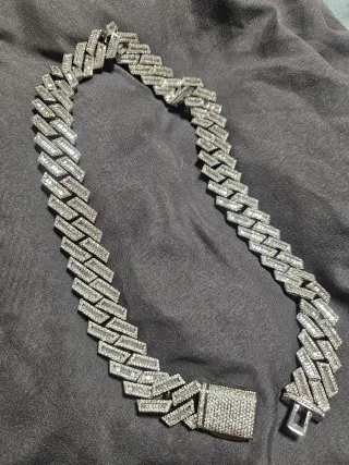 Cadena Cubana 60 cm Plateado Circonitas cubicas