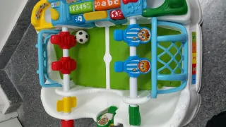 Futbolín interactivo Clementoni para bebés