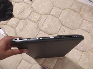 Portátil HP Gris y Negro