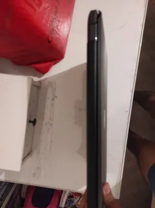 Portátil HP Gris y Negro