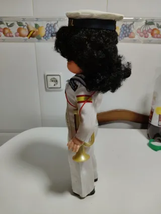 Muñeca funcionando mili ejercito