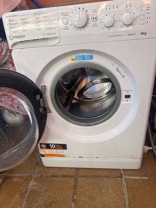 Lavadora Indesit 9kg 1000rpm