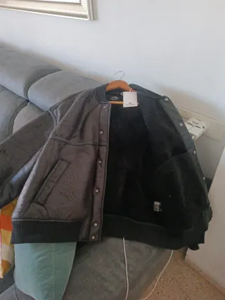 Chaqueta Bomber Pull&Bear Negra Sin Estrenar