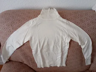 Jersey Zara cuello alto blanco Talla XS