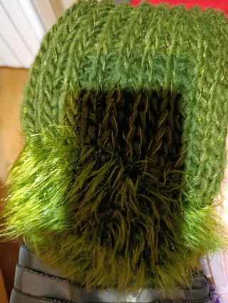 Set di sciarpe e foulard verde e rosa