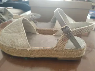 Espardeñas plateadas niña