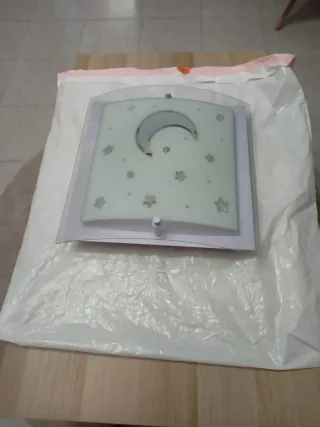 Lámpara de techo infantil luna y estrellas