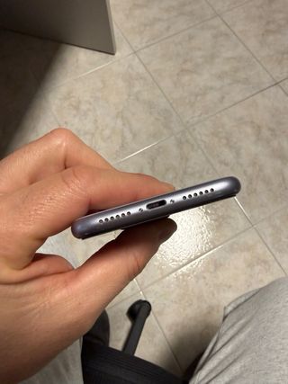 iPhone 11 Space viola