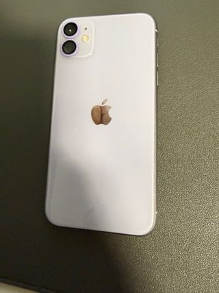 iPhone 11 Space viola
