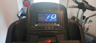 Cinta de correr semi profesional JK Fitness JX137