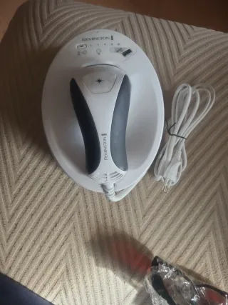 Remington iLight Essential Depiladora IPL.