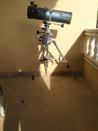 Telescopio Celestron AstroMaster 130