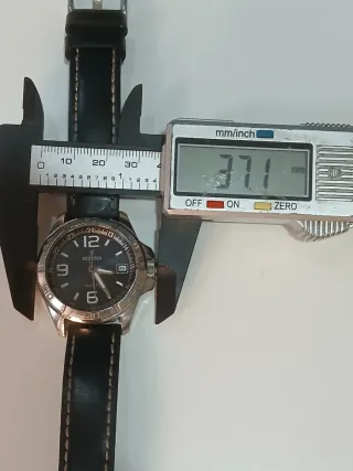 Reloj Festina Quartz Caballero Negro/Plata