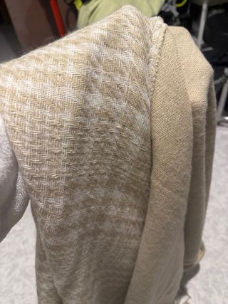 Capa con capucha beige talla única