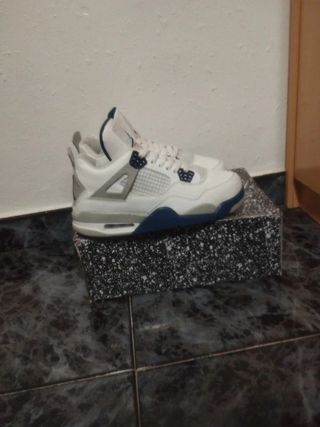 Jordan Zapatillas Talla 37.5 Nuevas