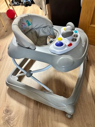Andador tacatá bebé Asalvo plegable.  3 posiciones