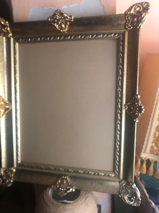 Marco de fotos dorado 62x52 cm