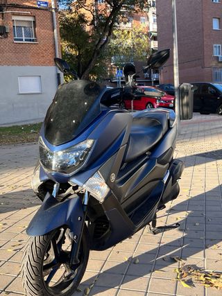 Moto Yamaha NMAX 125