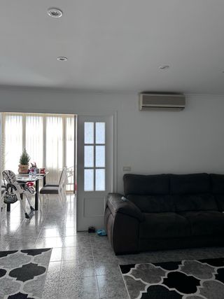 piso 4 hab 2 baños 2 balcones comedor,sala cocina