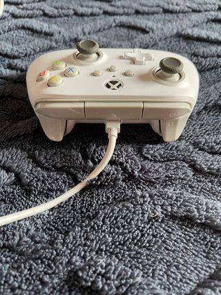 Controllere PowerA Xbox Series X|S cablato bianco