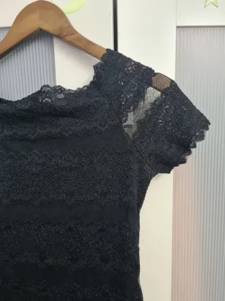 Top encaje negro nuevo + Falda midi Oxygen