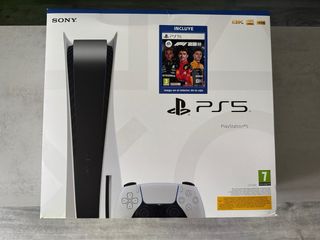 PS5 + 8 Juegos + 2 Mandos
