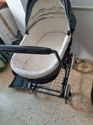 Carrito de bebé casi nuevo