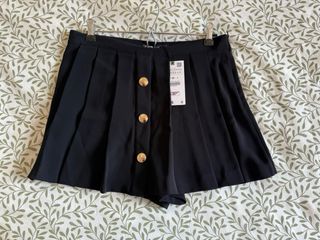 Falda pantalón Zara tablas botones dorados Talla M
