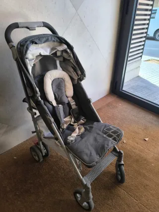 Silla de paseo Maclaren gris