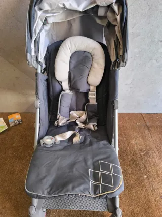 Silla de paseo Maclaren gris