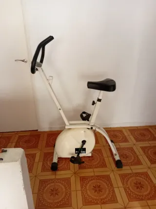 Bicicleta Estática Decathlon