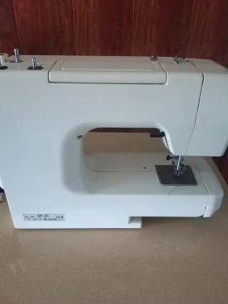 Máquina de coser Alfa ZIG-ZAG