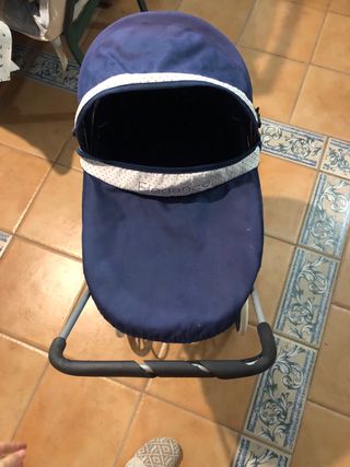 Carro de muñecas clásico