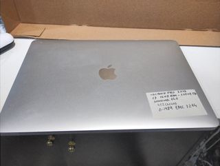 MacBook Pro 2018 Plata