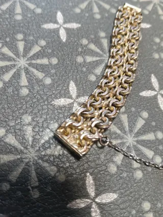 Bracciale a maglie intrecciate