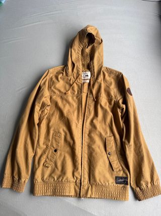 Chaqueta Quiksilver Beige/Marrón con Capucha.