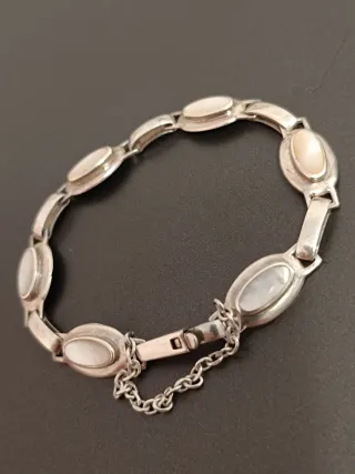 Pulsera Plata y Nácar Ovalada